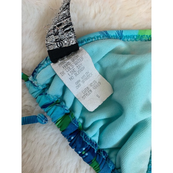 Aqua blue and green tropical bikini top 🏝 - Picture 8 of 9